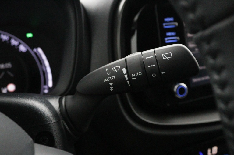 Toyota Aygo X - 1.0 VVT-i S-CVT Automaat First 30