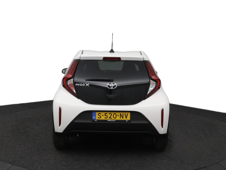 Toyota Aygo X - 1.0 VVT-i S-CVT Automaat First 39