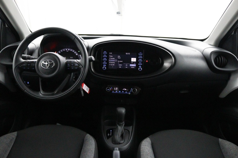 Toyota Aygo X - 1.0 VVT-i S-CVT Automaat First 4