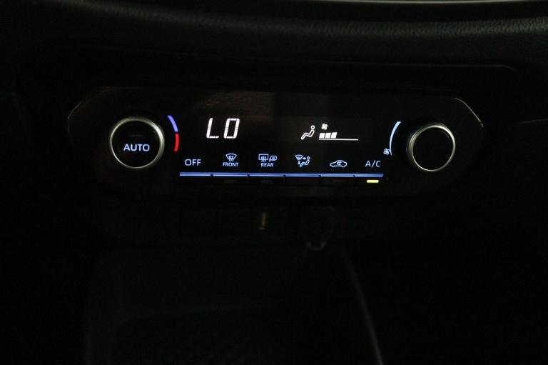 Toyota Aygo X - 1.0 VVT-i S-CVT Automaat First 7
