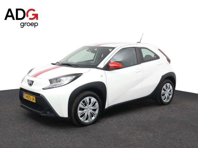 Toyota Aygo X - 1.0 VVT-i MT Play 1