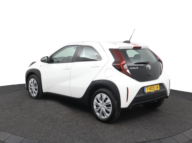 Toyota Aygo X - 1.0 VVT-i MT Play 11