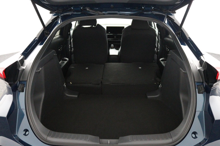 Toyota C-HR - 1.8 Hybrid 140 Dynamic 24