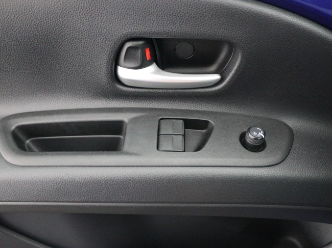 Toyota Aygo X - 1.0 VVT-i MT Play