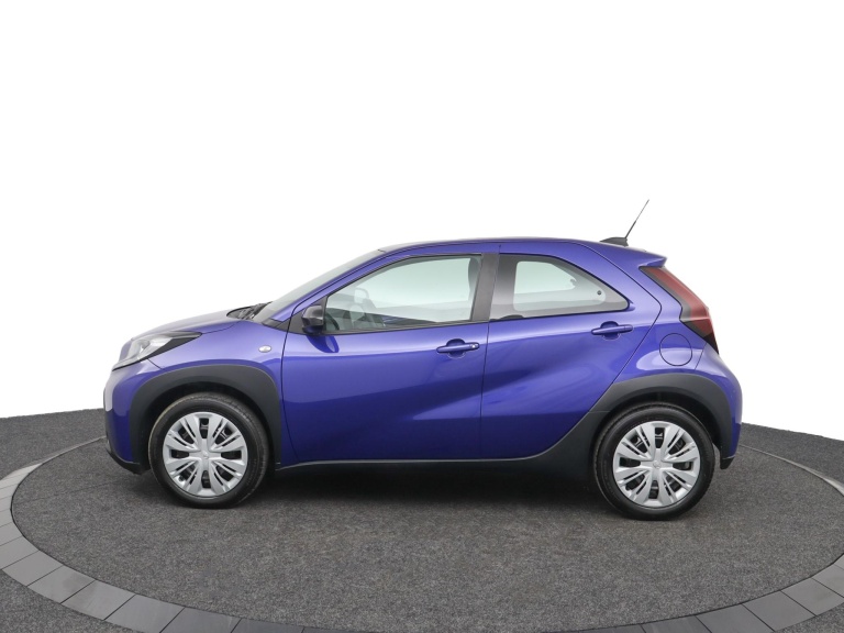Toyota Aygo X - 1.0 VVT-i MT Play 3
