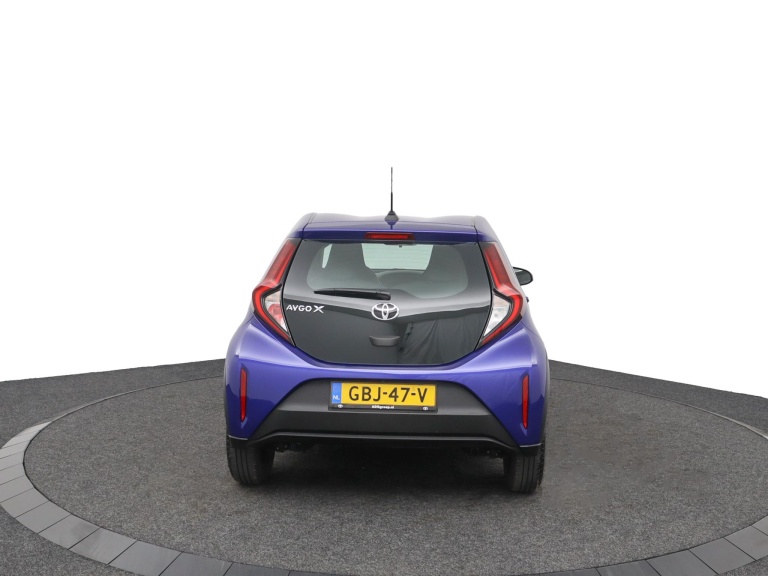 Toyota Aygo X - 1.0 VVT-i MT Play 43