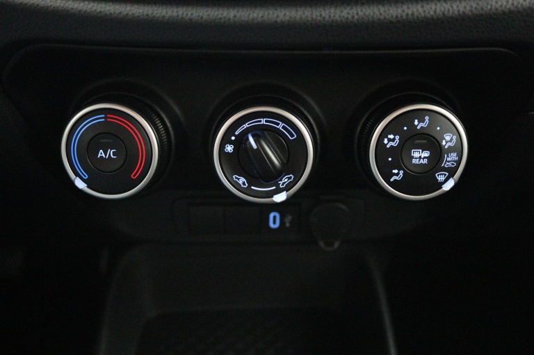 Toyota Aygo X - 1.0 VVT-i MT Play 7