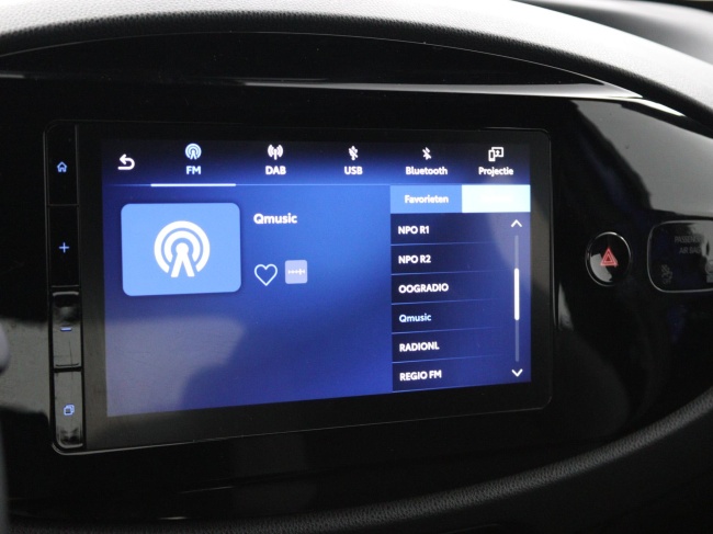 Toyota Aygo X - 1.0 VVT-i MT Play