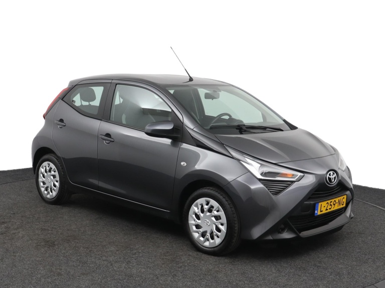Toyota Aygo - 1.0 VVT-i x-play 14