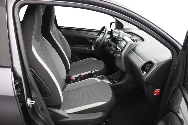 Toyota Aygo - 1.0 VVT-i x-play 22