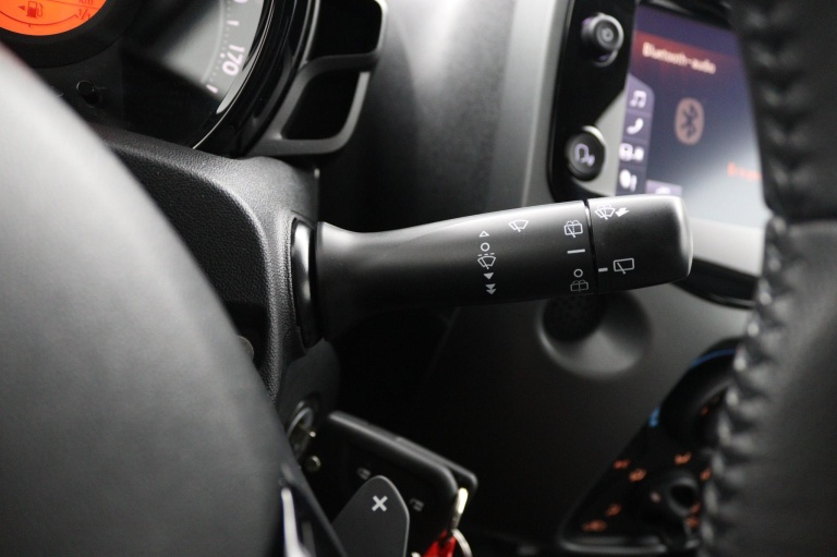 Toyota Aygo - 1.0 VVT-i x-play 30