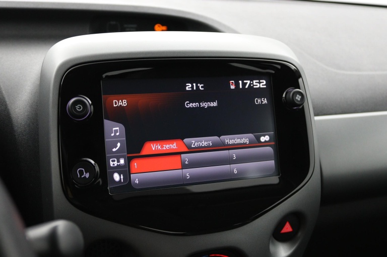 Toyota Aygo - 1.0 VVT-i x-play 42