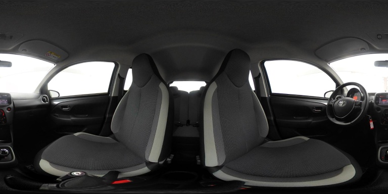 Toyota Aygo - 1.0 VVT-i x-play 47