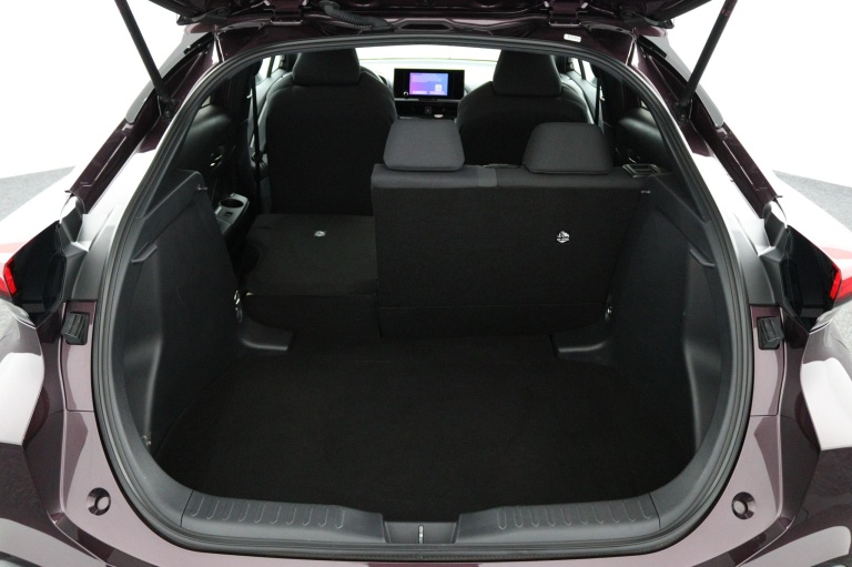 Toyota C-HR - 1.8 Hybrid 140 Dynamic 24