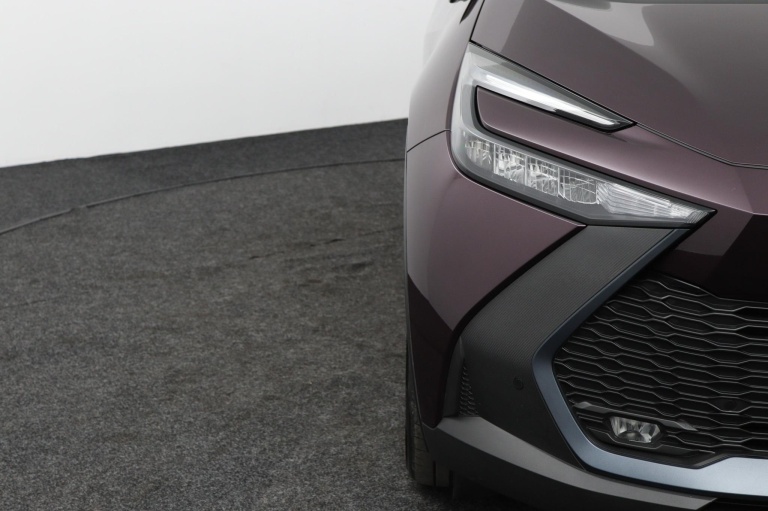 Toyota C-HR - 1.8 Hybrid 140 Dynamic 35
