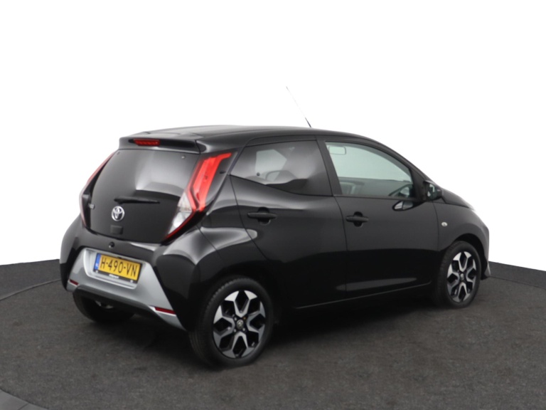 Toyota Aygo - 1.0 VVT-i x-joy 2