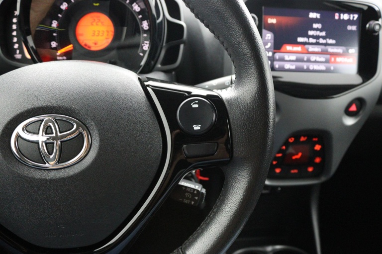 Toyota Aygo - 1.0 VVT-i x-joy 21