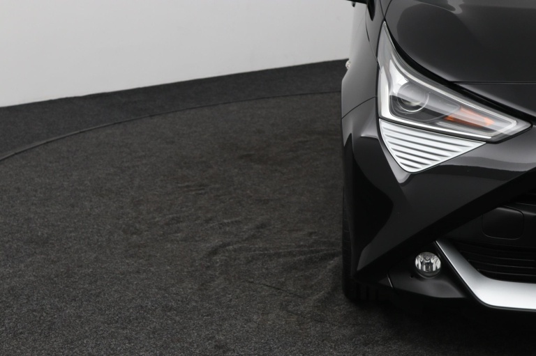 Toyota Aygo - 1.0 VVT-i x-joy 34