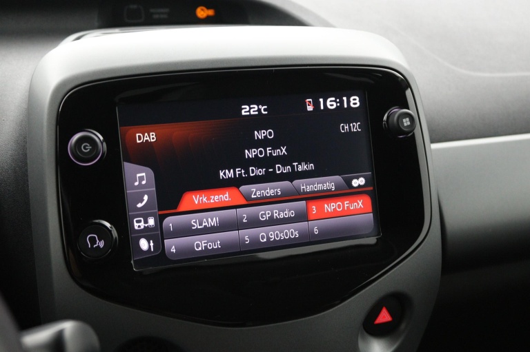 Toyota Aygo - 1.0 VVT-i x-joy 39