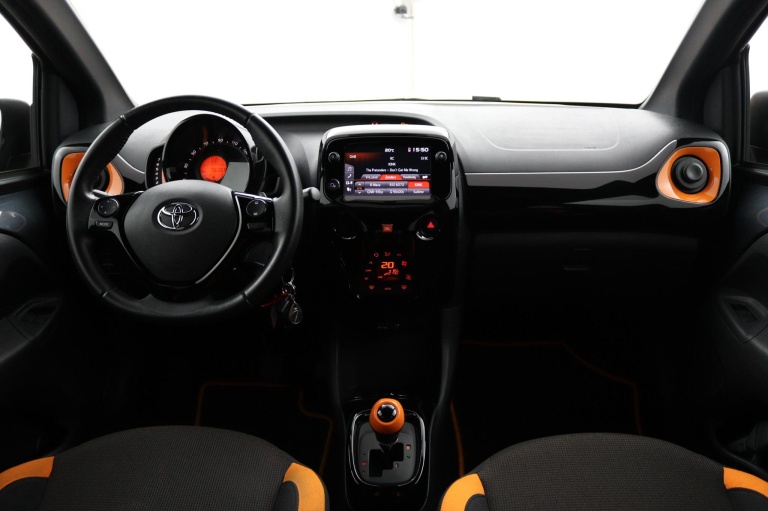 Toyota Aygo - 1.0 VVT-i x-JBL 4