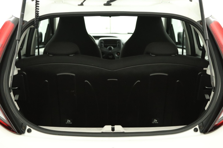 Toyota Aygo - 1.0 VVT-i x-fun 23