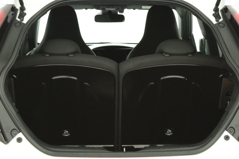 Toyota Aygo X - 1.0 VVT-i S-CVT first 24