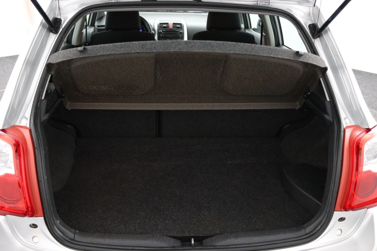 Toyota Auris - 1.8 Full Hybrid Aspiration 21
