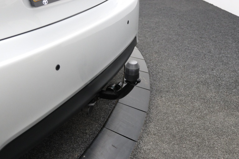 Toyota Auris - 1.8 Full Hybrid Aspiration 32