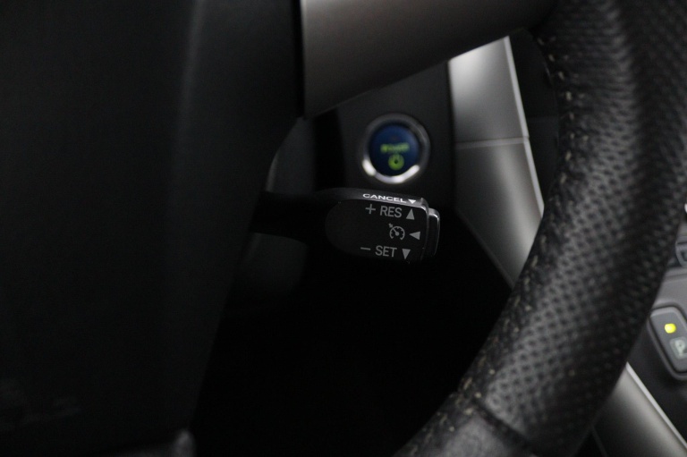 Toyota Auris - 1.8 Full Hybrid Aspiration 34
