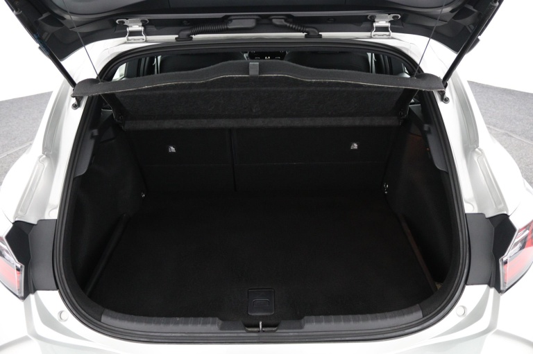 Toyota Corolla - 1.8 Hybrid  5 DRS Hatchback 23