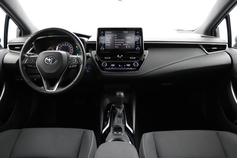 Toyota Corolla - 1.8 Hybrid  5 DRS Hatchback 4