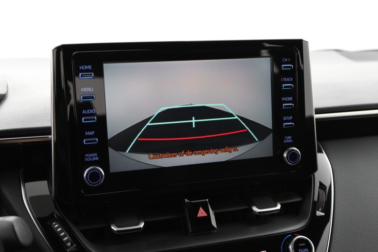 Toyota Corolla - 1.8 Hybrid  5 DRS Hatchback 9