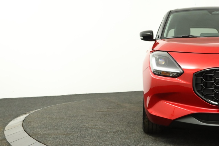 Suzuki Swift - 1.2 Style Smart Hybrid 38