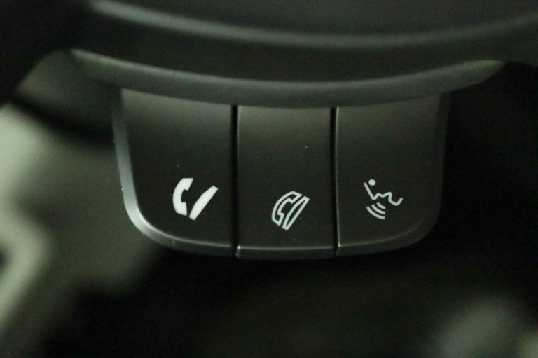 Suzuki Swift - 1.2 Style Smart Hybrid 46
