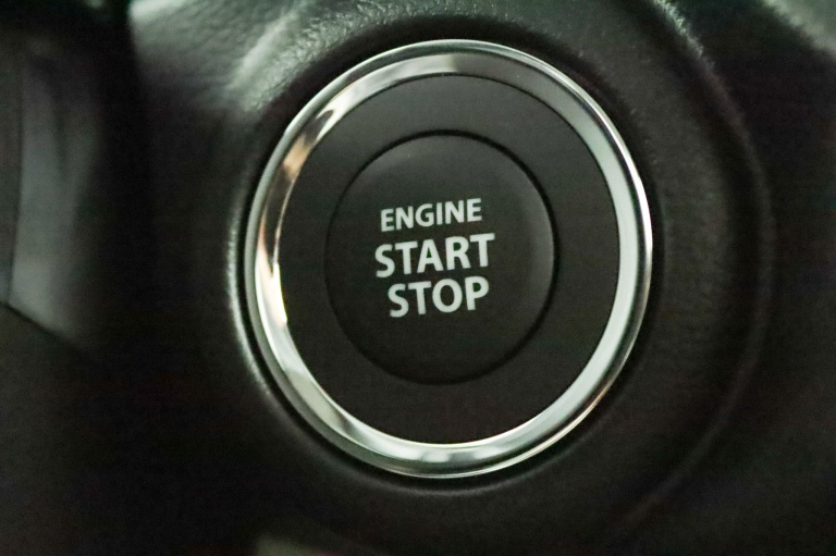 Suzuki Swift - 1.2 Style Smart Hybrid 49