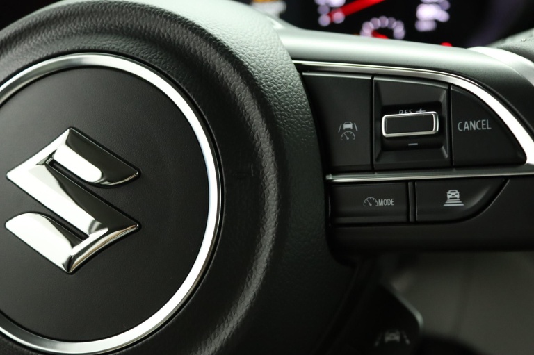 Suzuki Swift - 1.2 Select Smart Hybrid 21