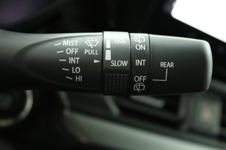 Suzuki Swift - 1.2 Select Smart Hybrid 32