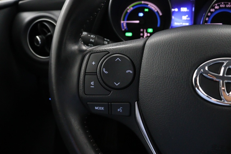 Toyota Auris Touring Sports - 1.8 Hybrid Energy 18