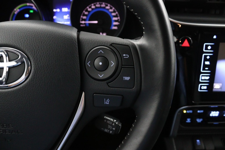 Toyota Auris Touring Sports - 1.8 Hybrid Energy 19