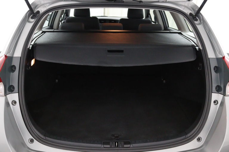 Toyota Auris Touring Sports - 1.8 Hybrid Energy 29