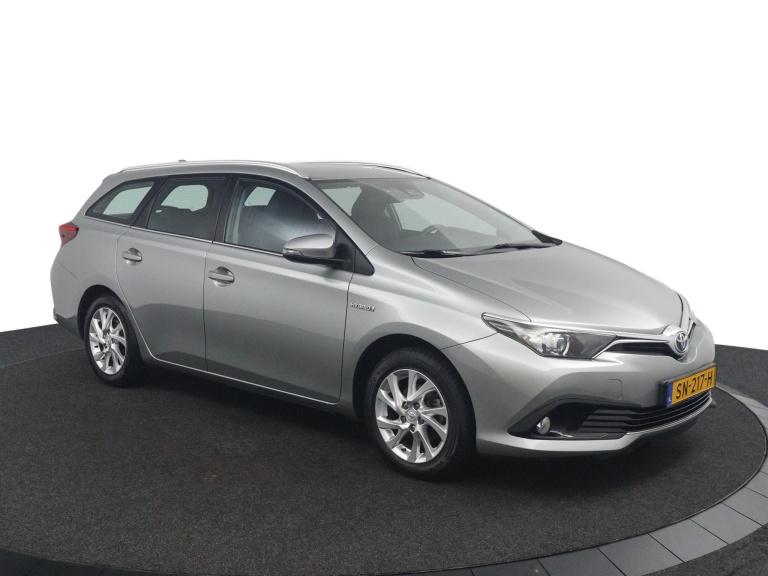 Toyota Auris Touring Sports - 1.8 Hybrid Energy 3