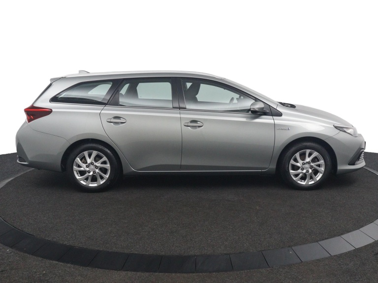 Toyota Auris Touring Sports - 1.8 Hybrid Energy 6