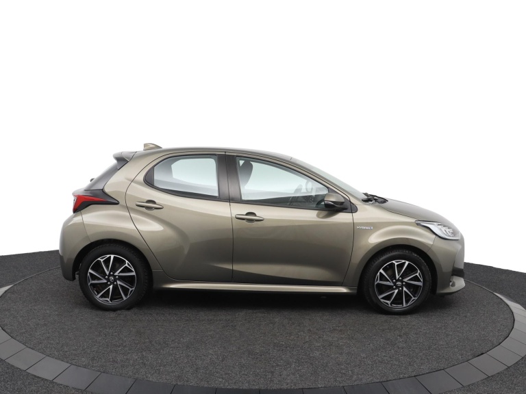Toyota Yaris - 1.5 Hybrid Dynamic 12