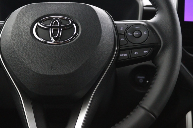 Toyota Corolla Cross - Hybrid 140 Active 22