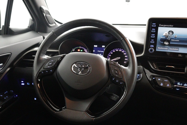 Toyota C-HR - 1.8 Hybrid Executive 18