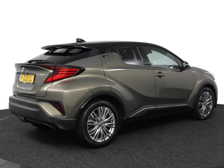 Toyota C-HR - 1.8 Hybrid Executive 2