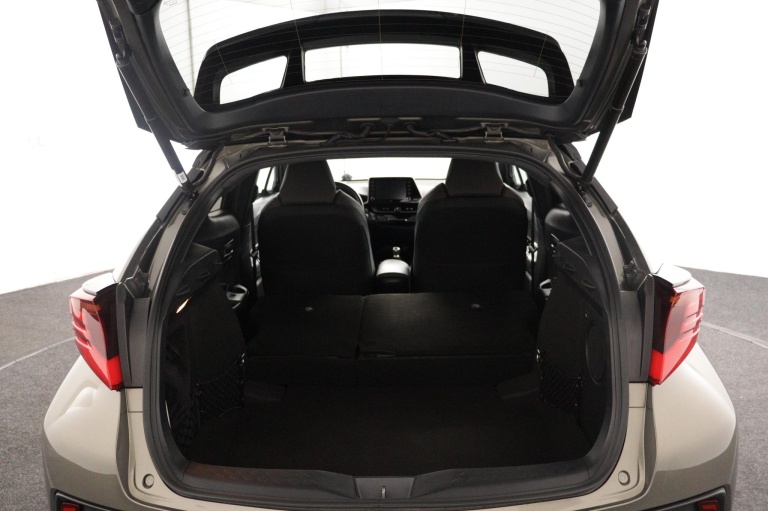 Toyota C-HR - 1.8 Hybrid Executive 25