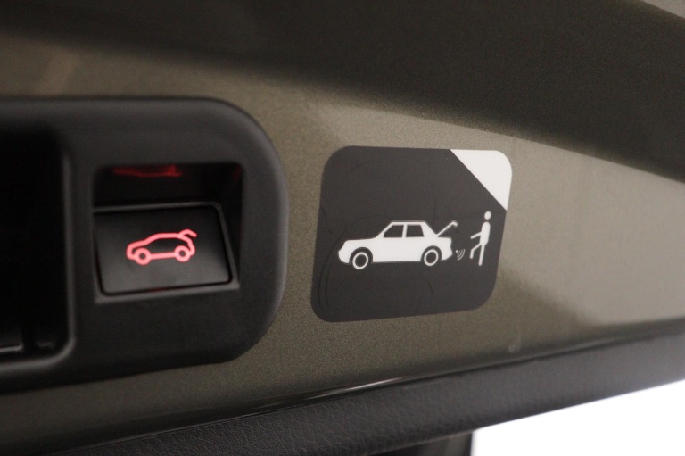 Toyota C-HR - 1.8 Hybrid Executive 36