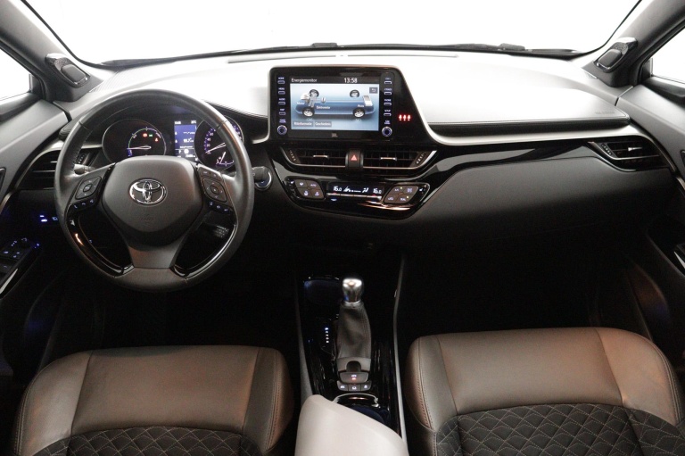 Toyota C-HR - 1.8 Hybrid Executive 4
