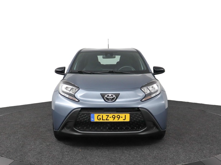 Toyota Aygo X - 1.0 VVT-i MT Play 16